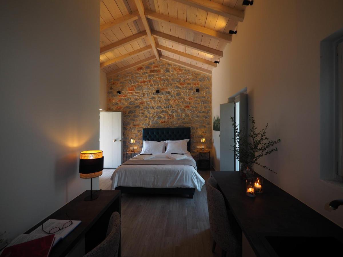 Terra Di Pietra Exclusive Suites & Apartments Areopoli Exteriér fotografie