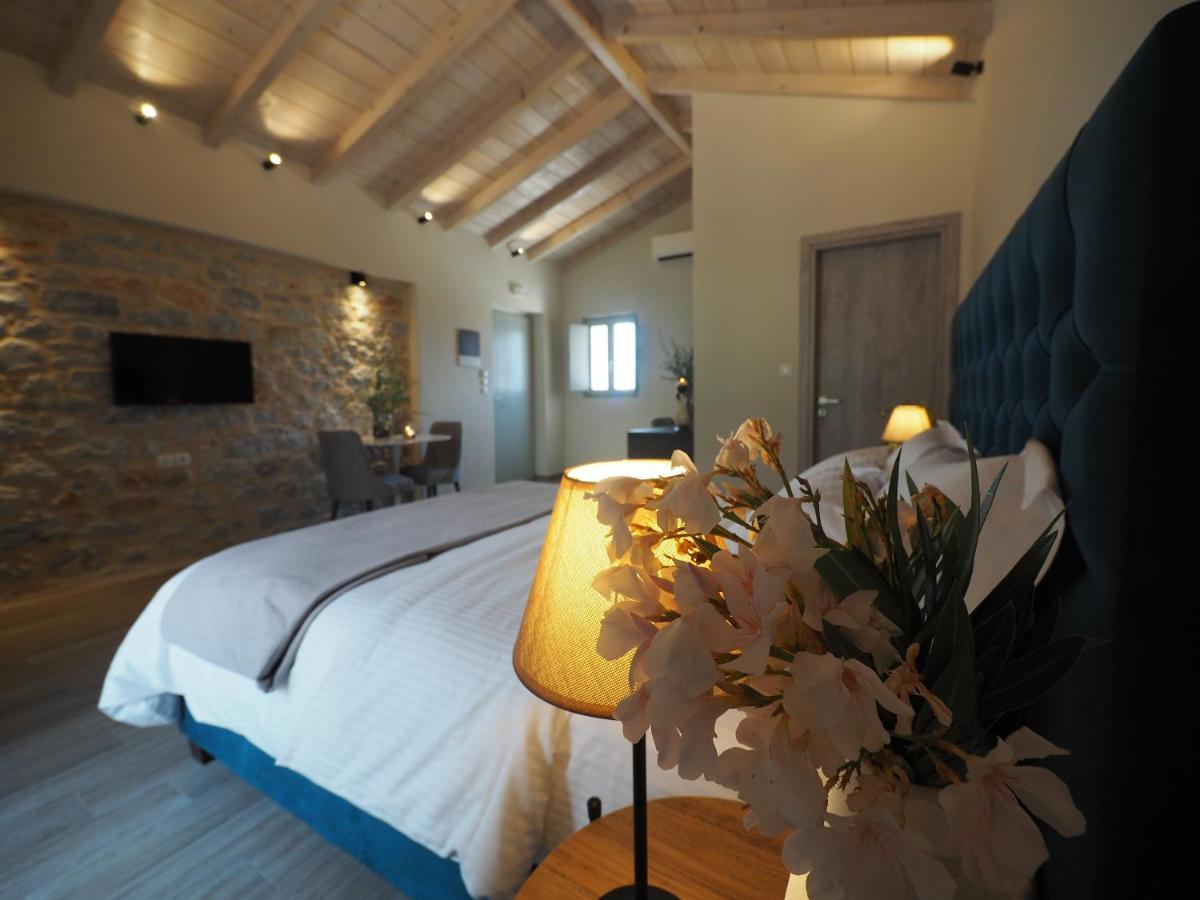 Terra Di Pietra Exclusive Suites & Apartments Areopoli Exteriér fotografie