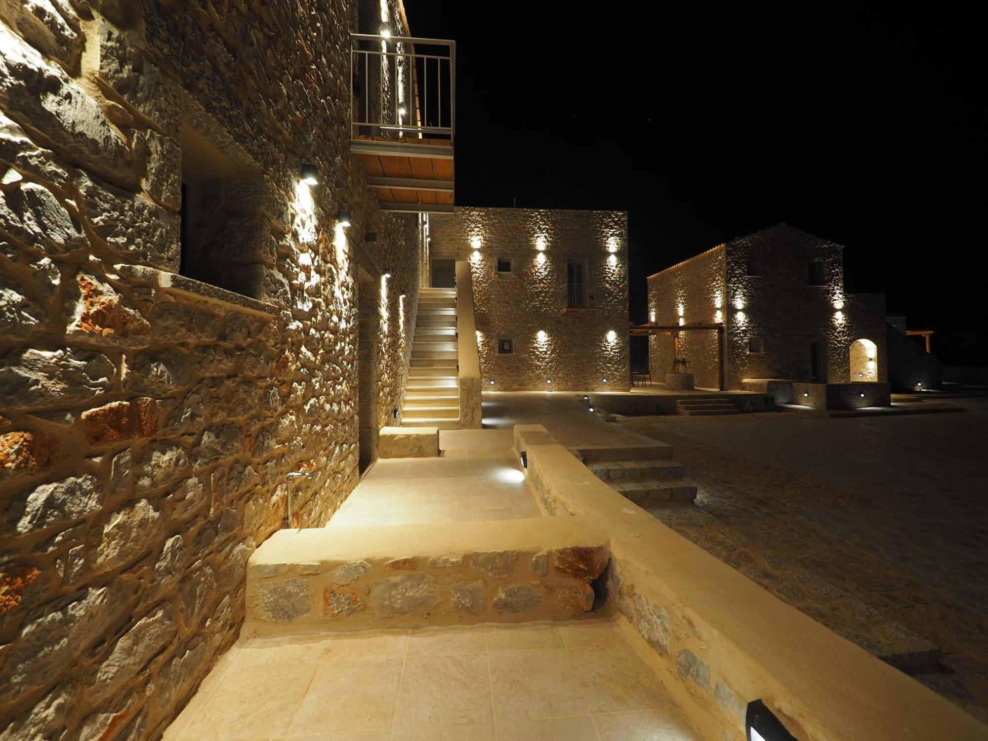 Terra Di Pietra Exclusive Suites & Apartments Areopoli Exteriér fotografie