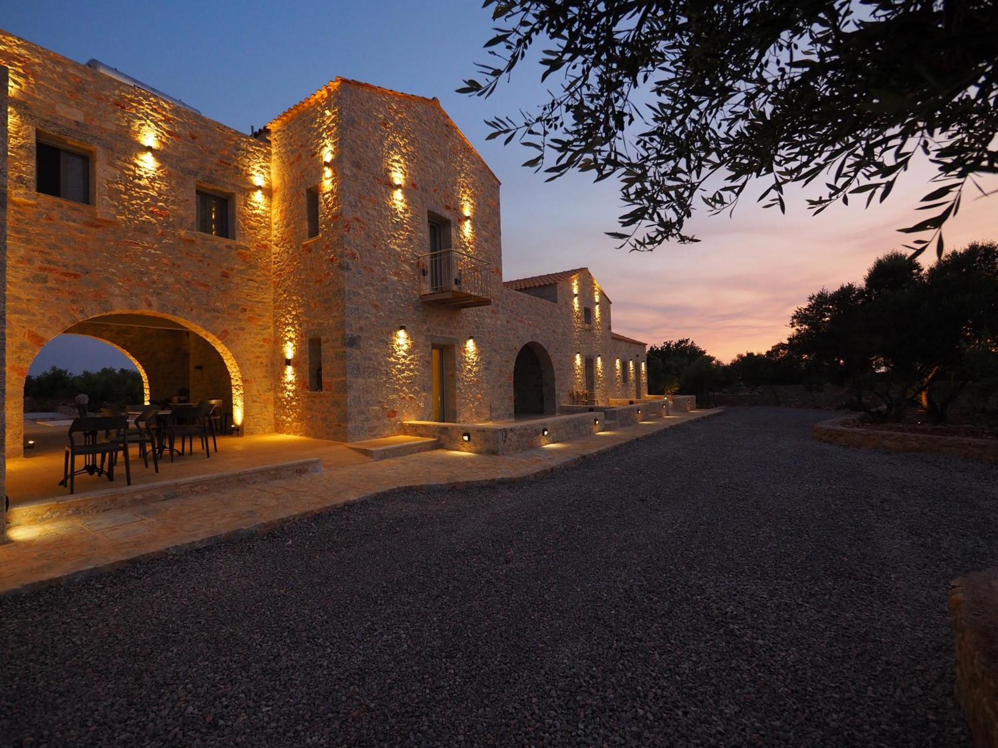 Terra Di Pietra Exclusive Suites & Apartments Areopoli Exteriér fotografie