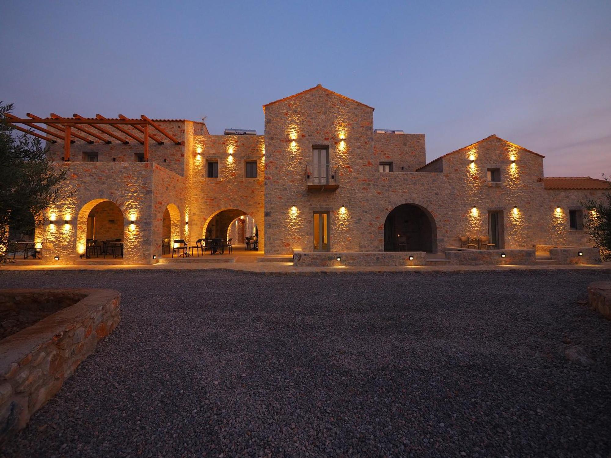 Terra Di Pietra Exclusive Suites & Apartments Areopoli Exteriér fotografie
