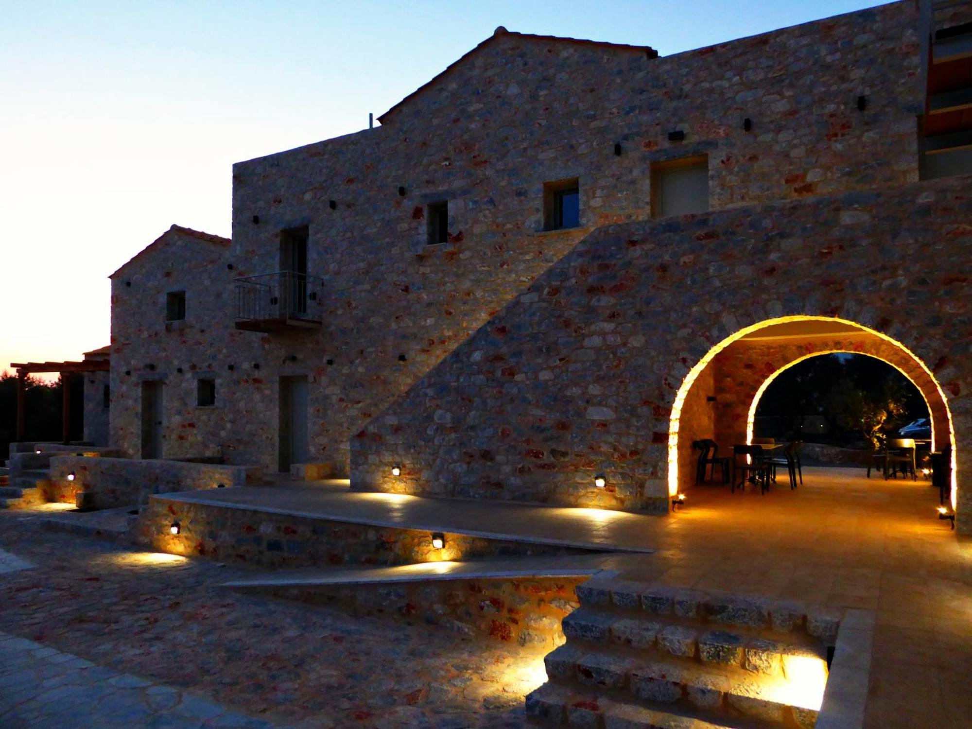 Terra Di Pietra Exclusive Suites & Apartments Areopoli Exteriér fotografie